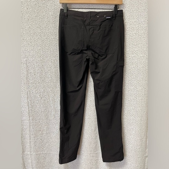 Patagonia Women's Skyline Traveler Pants in black | size 2 - Picture 2 of 9